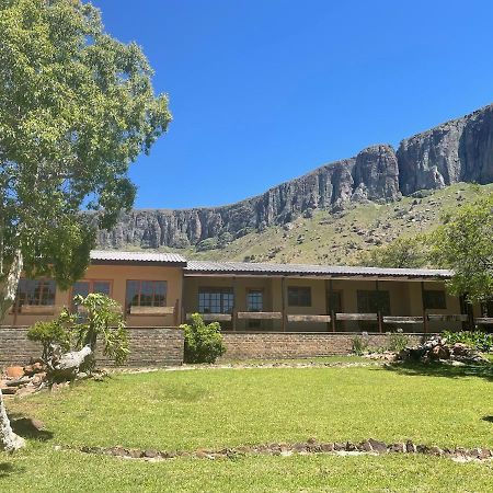 Kransberg Country Lodge Guest Farm Тхабазімбі Екстер'єр фото