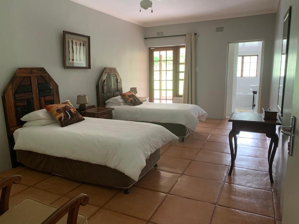 Kransberg Country Lodge Guest Farm Тхабазімбі Екстер'єр фото